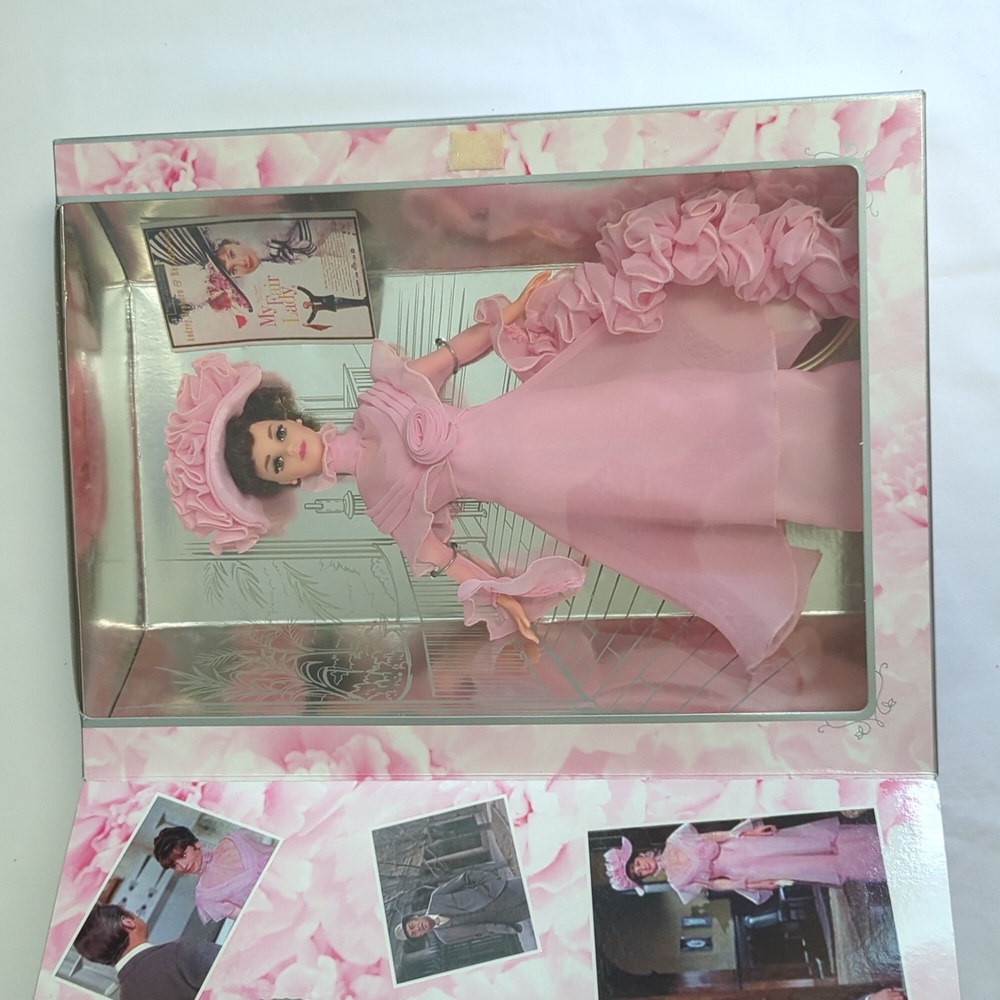 B027 Barbie Eliza Doolittle/My Fair Lady/Closing Scene